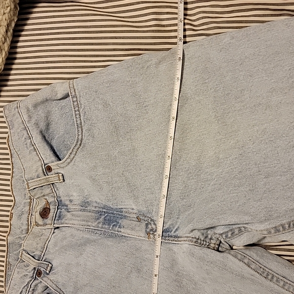 SOLD Vintage Levis 550 - Picture 10 of 11
